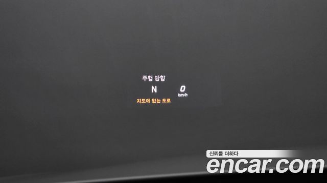 Mercedes-Benz C-Class 2018 — photo 20