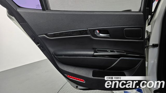 Kia K9 2015 — photo 15