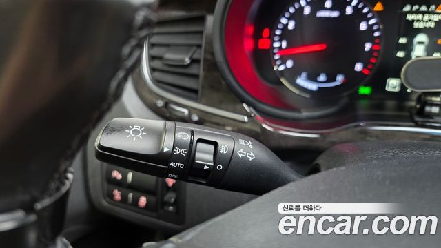 Kia K9 2015 — photo 29