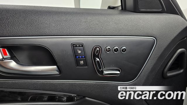 Kia K9 2015 — photo 33