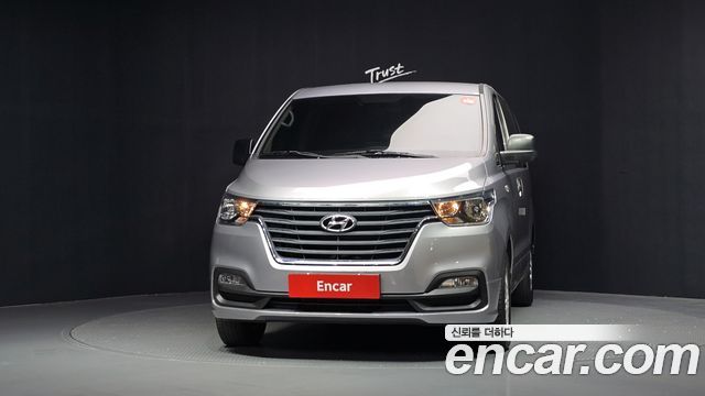 Hyundai Starex 2021 — photo 3