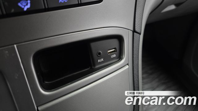 Hyundai Starex 2021 — photo 11