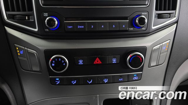 Hyundai Starex 2021 — photo 20