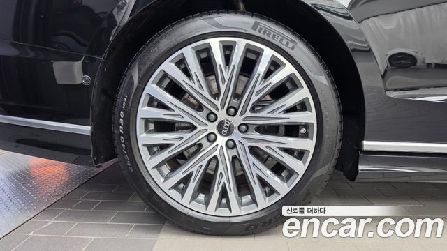 Audi A8 2023 — photo 5