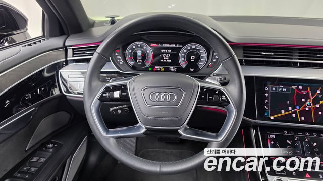 Audi A8 2023 — photo 18