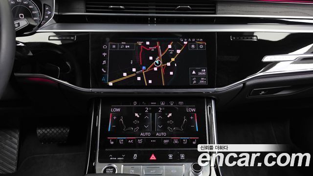 Audi A8 2023 — photo 19