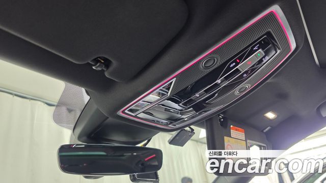 Audi A8 2023 — photo 34