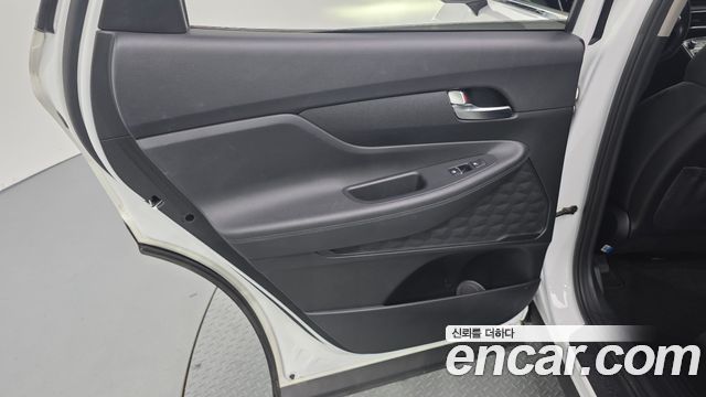 Hyundai Santafe 2021 — photo 15