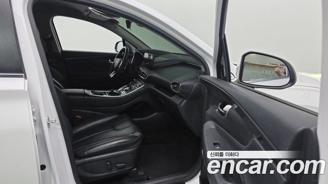 Hyundai Santafe 2021 — photo 16