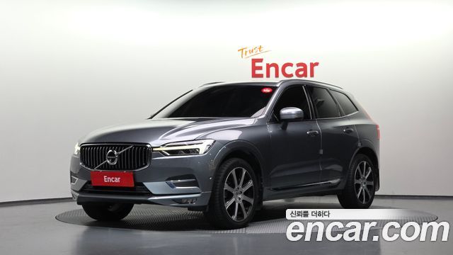 Volvo XC60 2018 — photo 1
