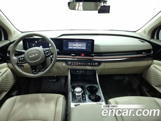 Kia Canival 2025 — photo 7