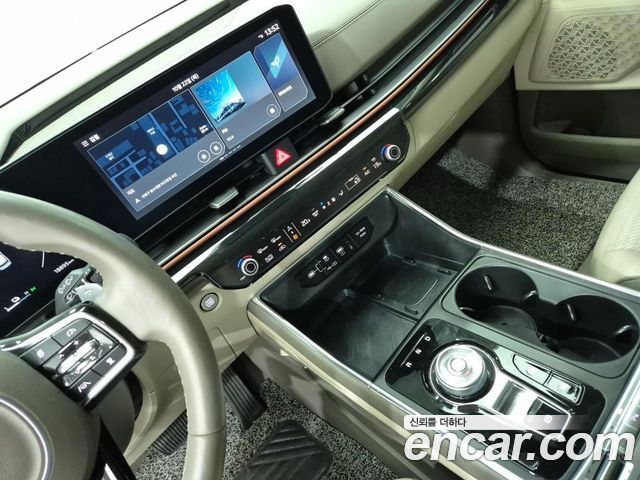 Kia Canival 2025 — photo 10