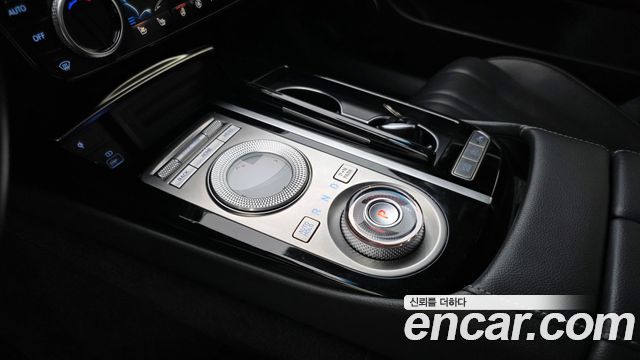 Genesis G80 2022 — photo 12