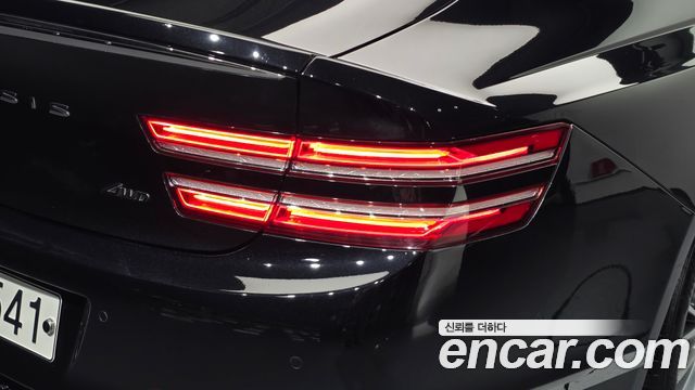 Genesis G80 2022 — photo 9