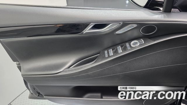Genesis G80 2022 — photo 14