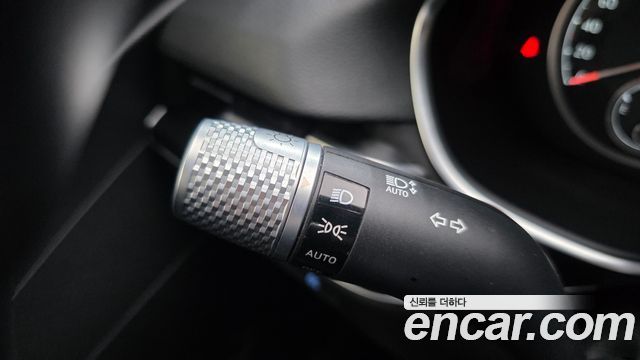 Genesis G80 2022 — photo 29