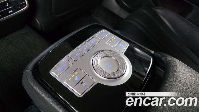 Genesis G80 2022 — photo 32