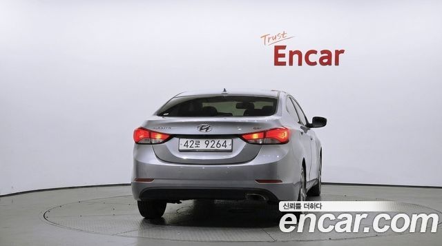 Hyundai AVANTE 2014 — photo 4