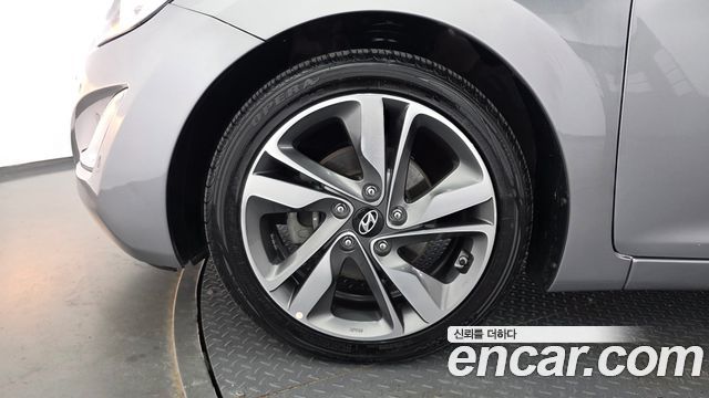 Hyundai AVANTE 2014 — photo 5