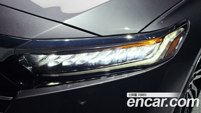Honda Accord 2021 — photo 8