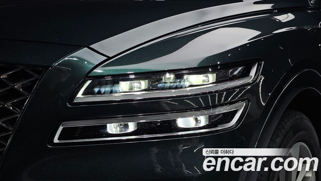 Genesis GV80 2021 — photo 8