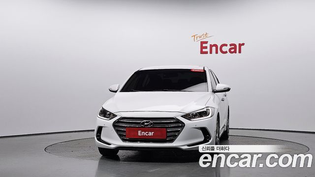 Hyundai AVANTE 2017 — photo 3