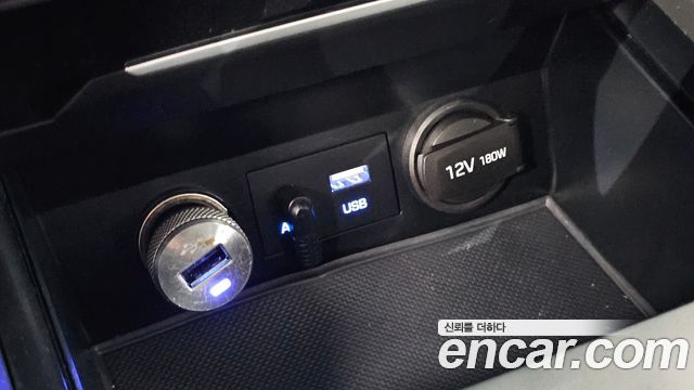 Hyundai AVANTE 2017 — photo 29