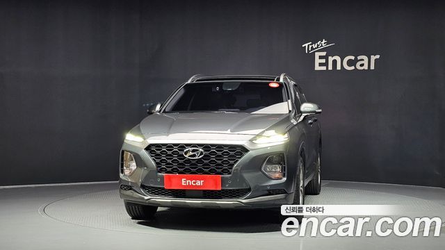 Hyundai Santafe 2019 — photo 3
