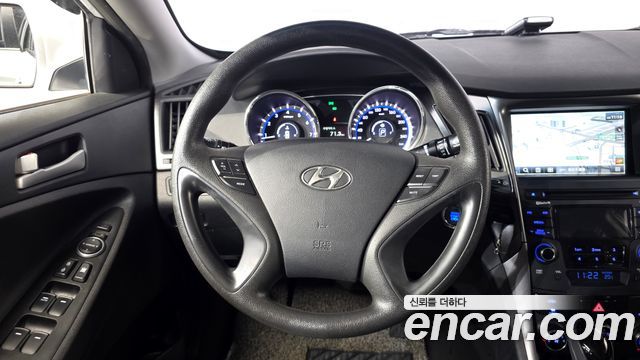 Hyundai Sonata 2014 — photo 12