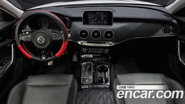 Kia Stinger 2018 — photo 7