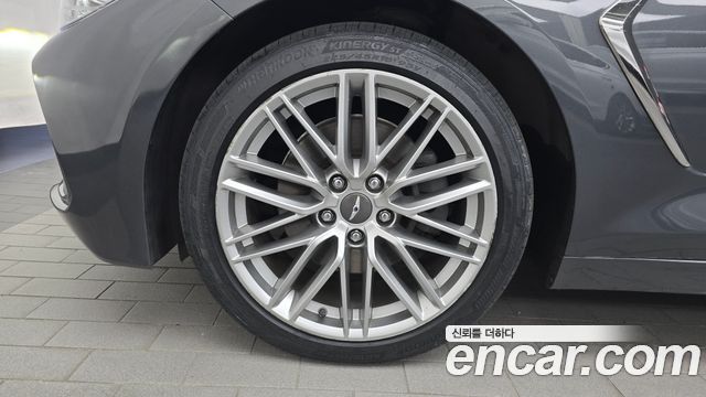 Genesis G70 2020 — photo 5