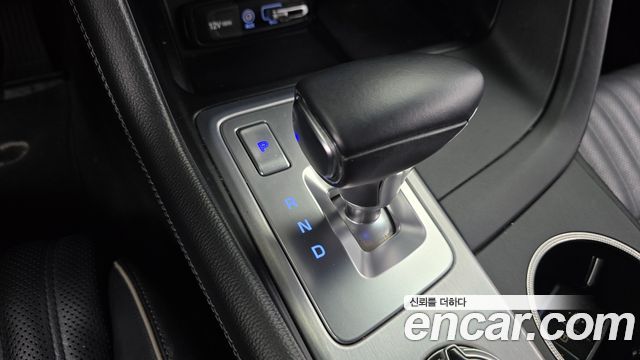 Genesis G70 2020 — photo 9