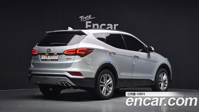 Hyundai Santafe 2016 — photo 2