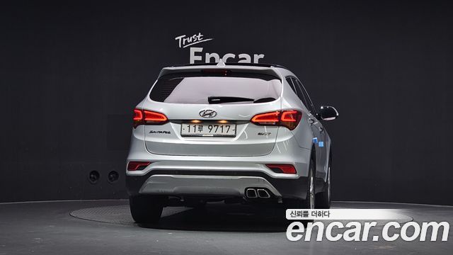 Hyundai Santafe 2016 — photo 4