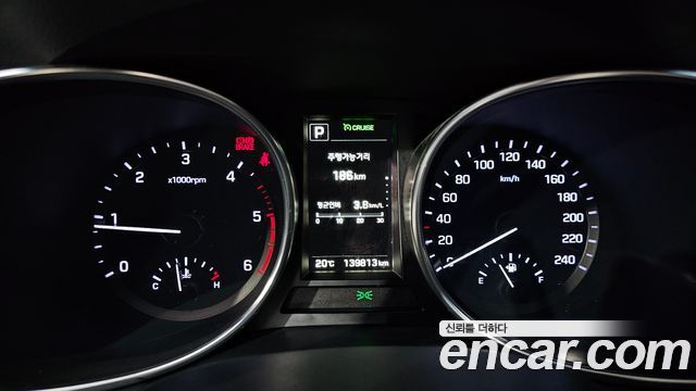 Hyundai Santafe 2016 — photo 11