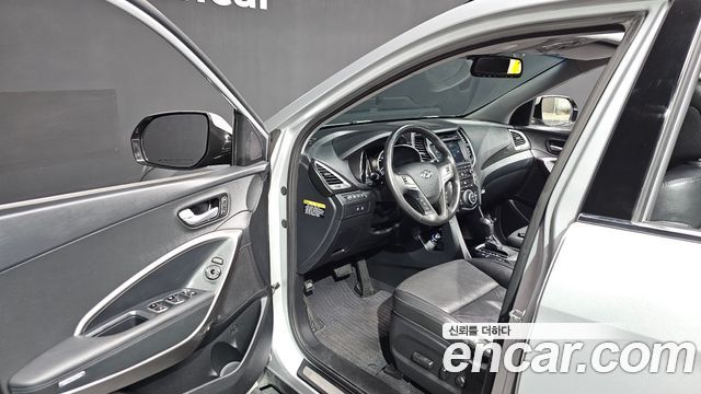 Hyundai Santafe 2016 — photo 13