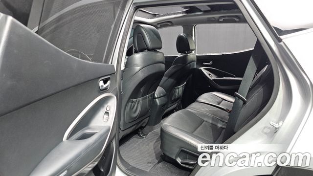 Hyundai Santafe 2016 — photo 18