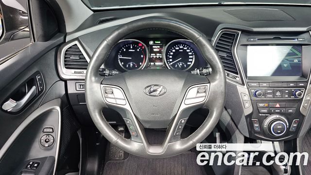 Hyundai Santafe 2016 — photo 19
