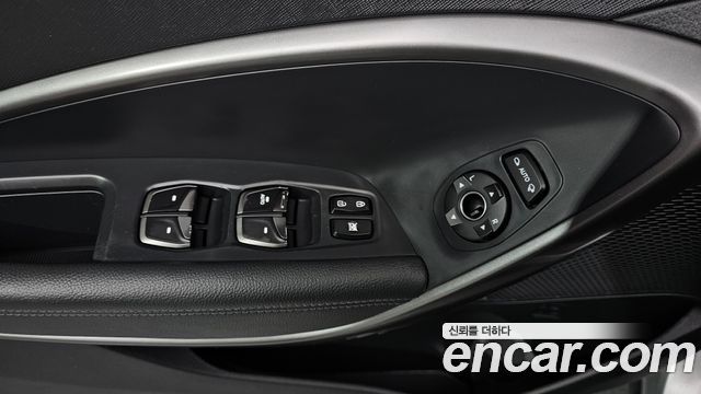 Hyundai Santafe 2016 — photo 23