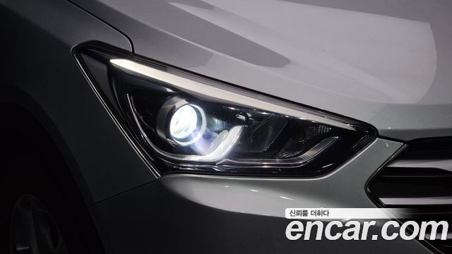 Hyundai Santafe 2016 — photo 8