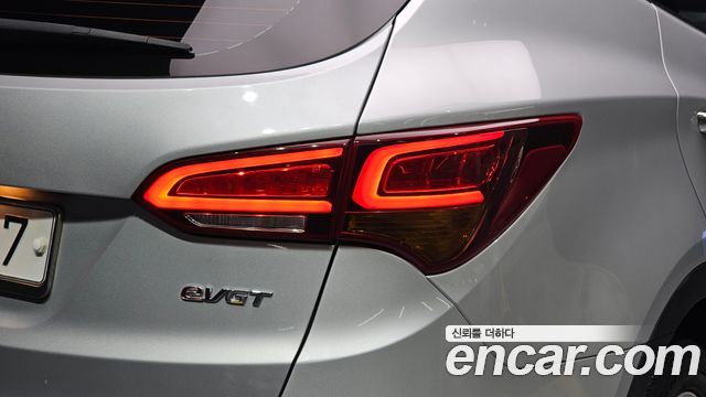 Hyundai Santafe 2016 — photo 9