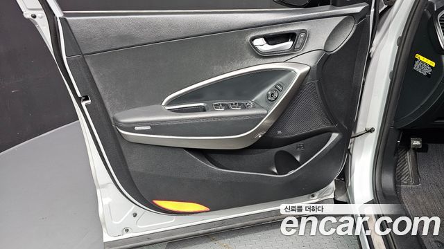 Hyundai Santafe 2016 — photo 14