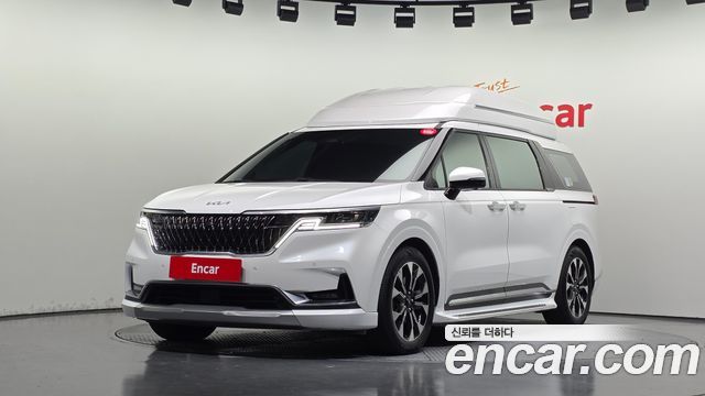 Kia Canival 2021 — photo 1