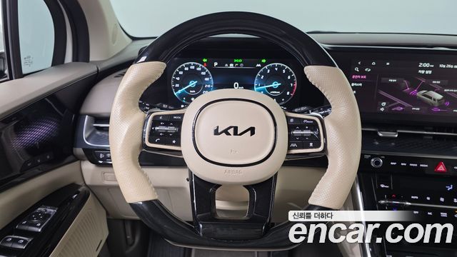 Kia Canival 2021 — photo 20