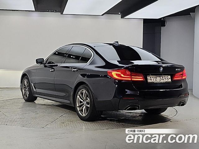 BMW 5-Series 2018 — photo 3