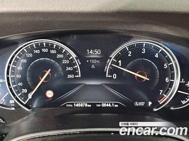 BMW 5-Series 2018 — photo 6
