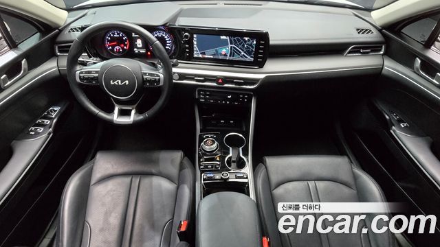 Kia K5 2023 — photo 10