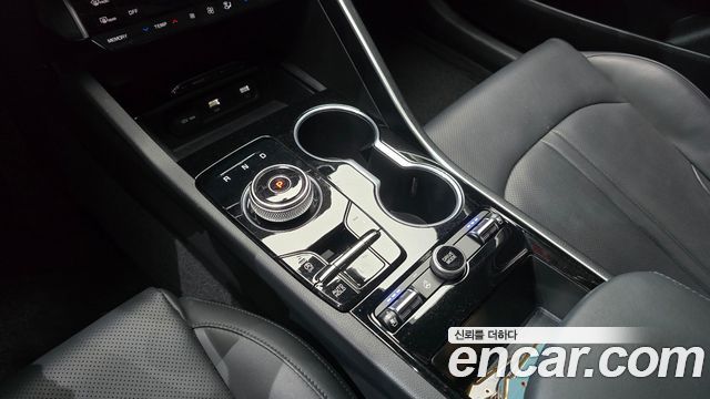 Kia K5 2023 — photo 12