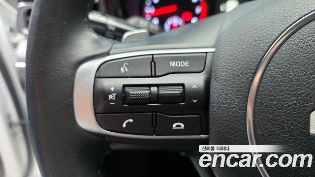 Kia K5 2023 — photo 22