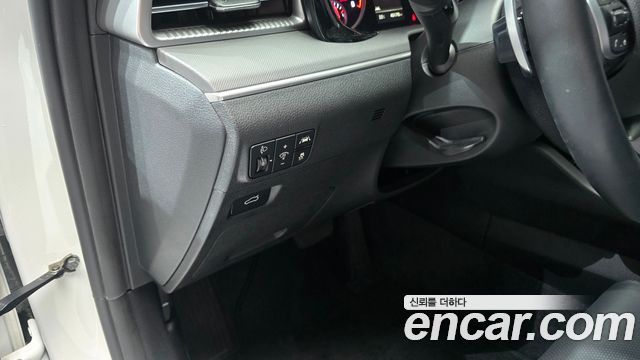 Kia K5 2023 — photo 24